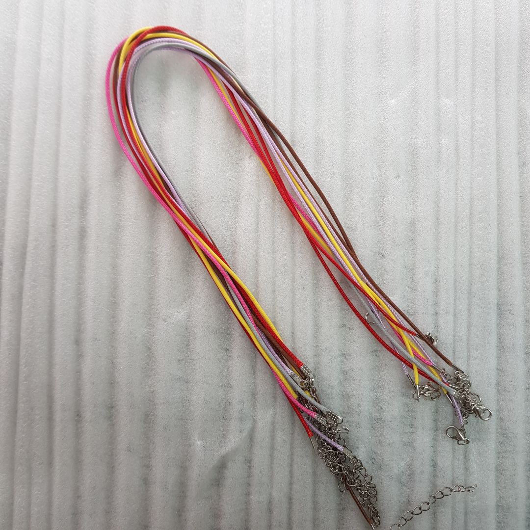 Multi-Coloured Necklace - 10pc Multi-Coloured Necklace - 10pc